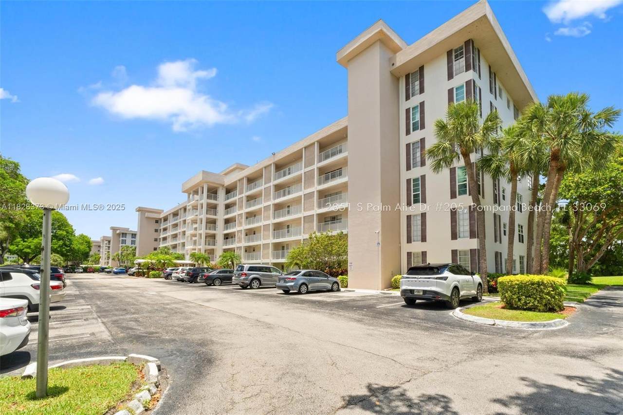 2851 Palm Aire Dr - Photo 1