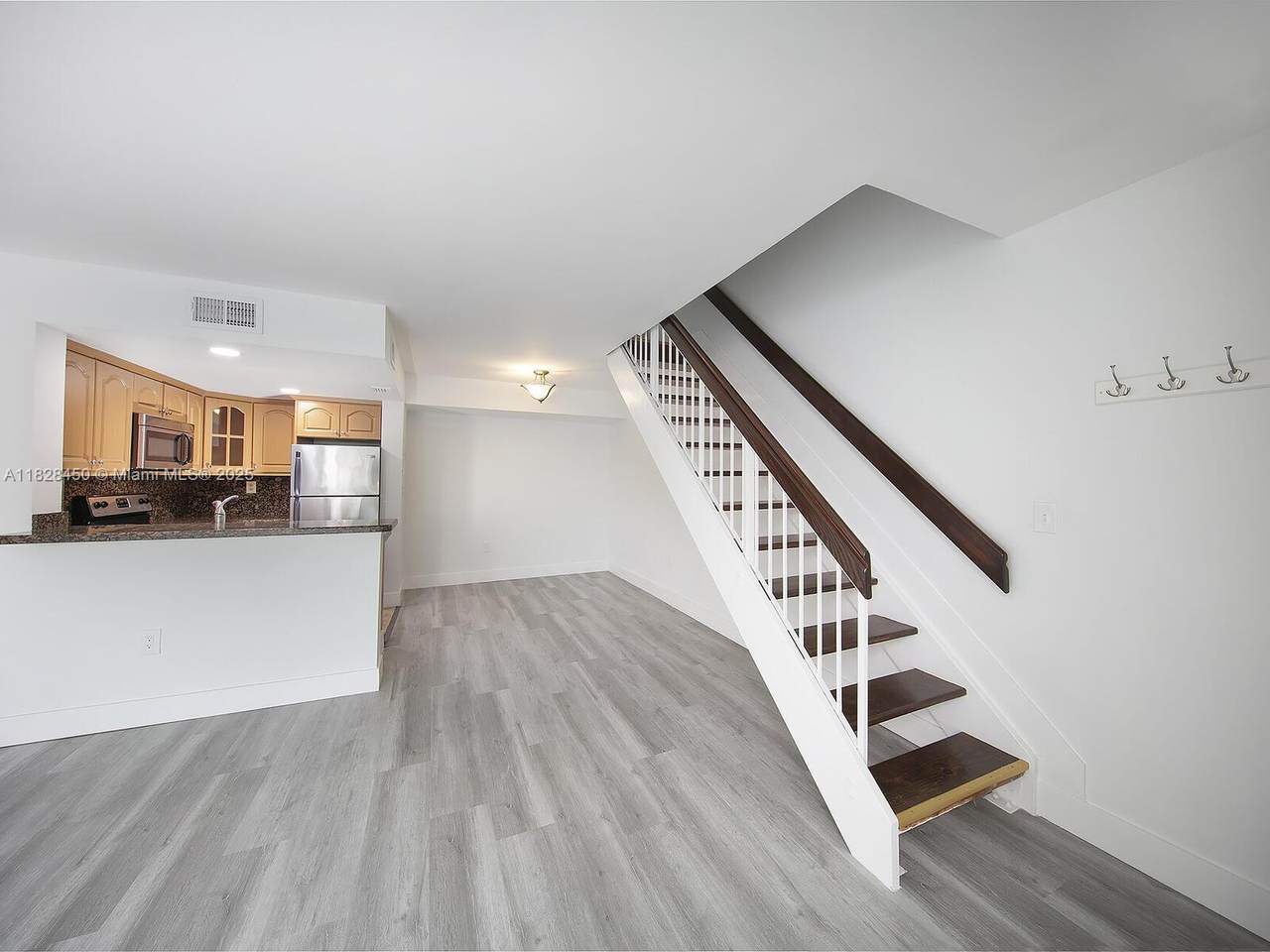 670 85th Pl - Photo 1