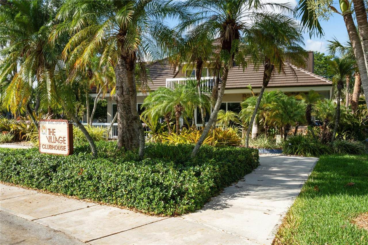 7850 Camino Real - Photo 1