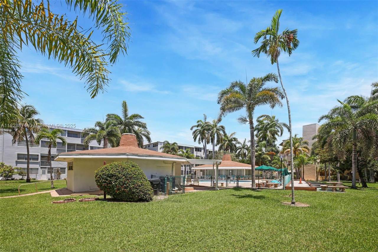 https://bt-photos.global.ssl.fastly.net/miami/1280_boomver_1_A11828874-2.jpg