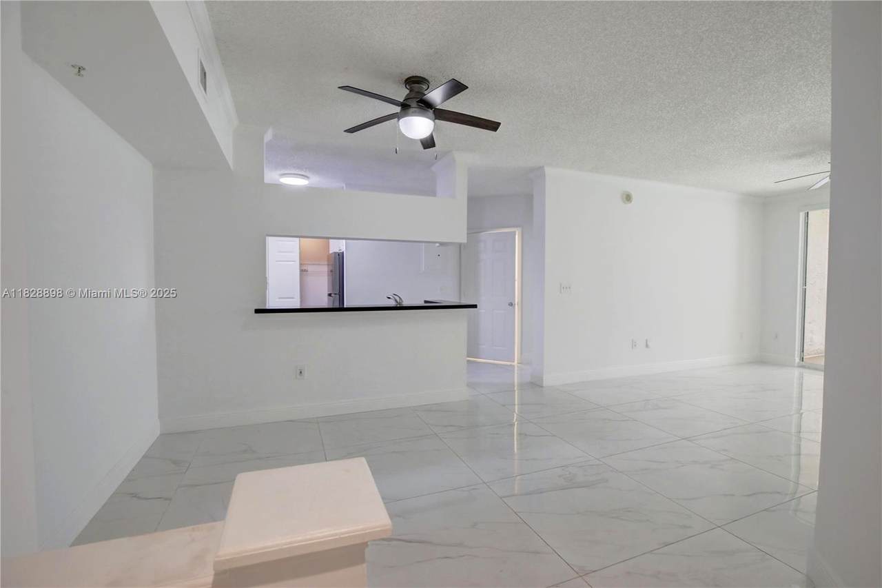 https://bt-photos.global.ssl.fastly.net/miami/1280_boomver_1_A11828898-2.jpg