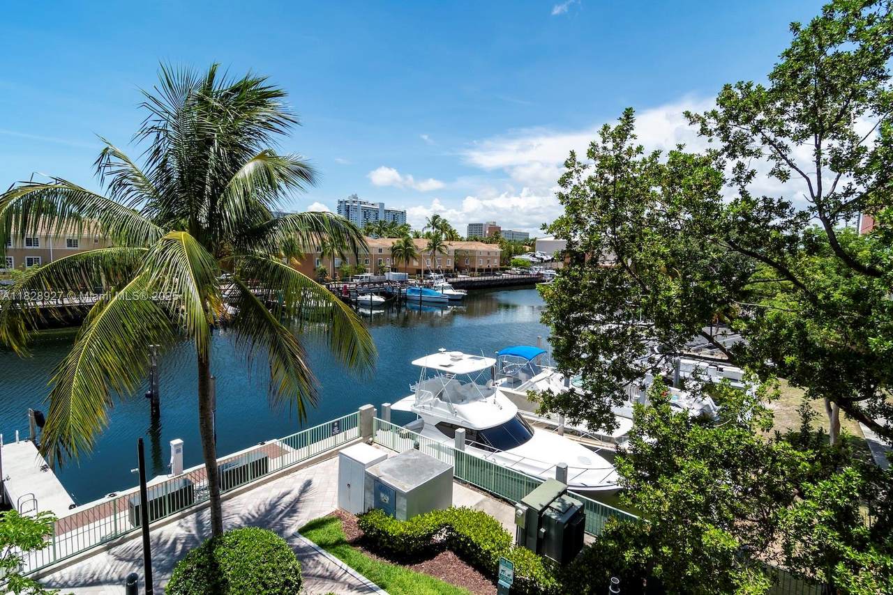 https://bt-photos.global.ssl.fastly.net/miami/1280_boomver_1_A11828927-2.jpg
