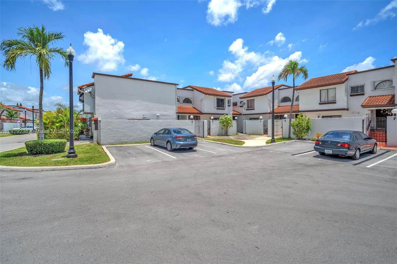 https://bt-photos.global.ssl.fastly.net/miami/1280_boomver_1_A11829236-2.jpg