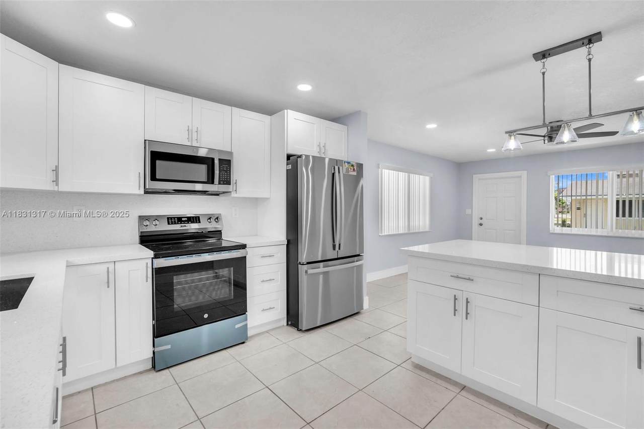 365 Phippen Waiters Rd - Photo 1