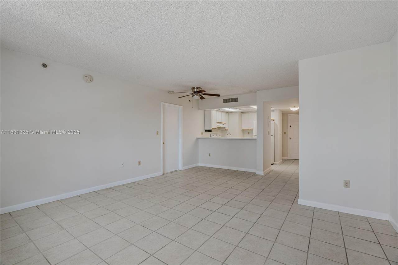 540 Brickell Key Dr - Photo 1