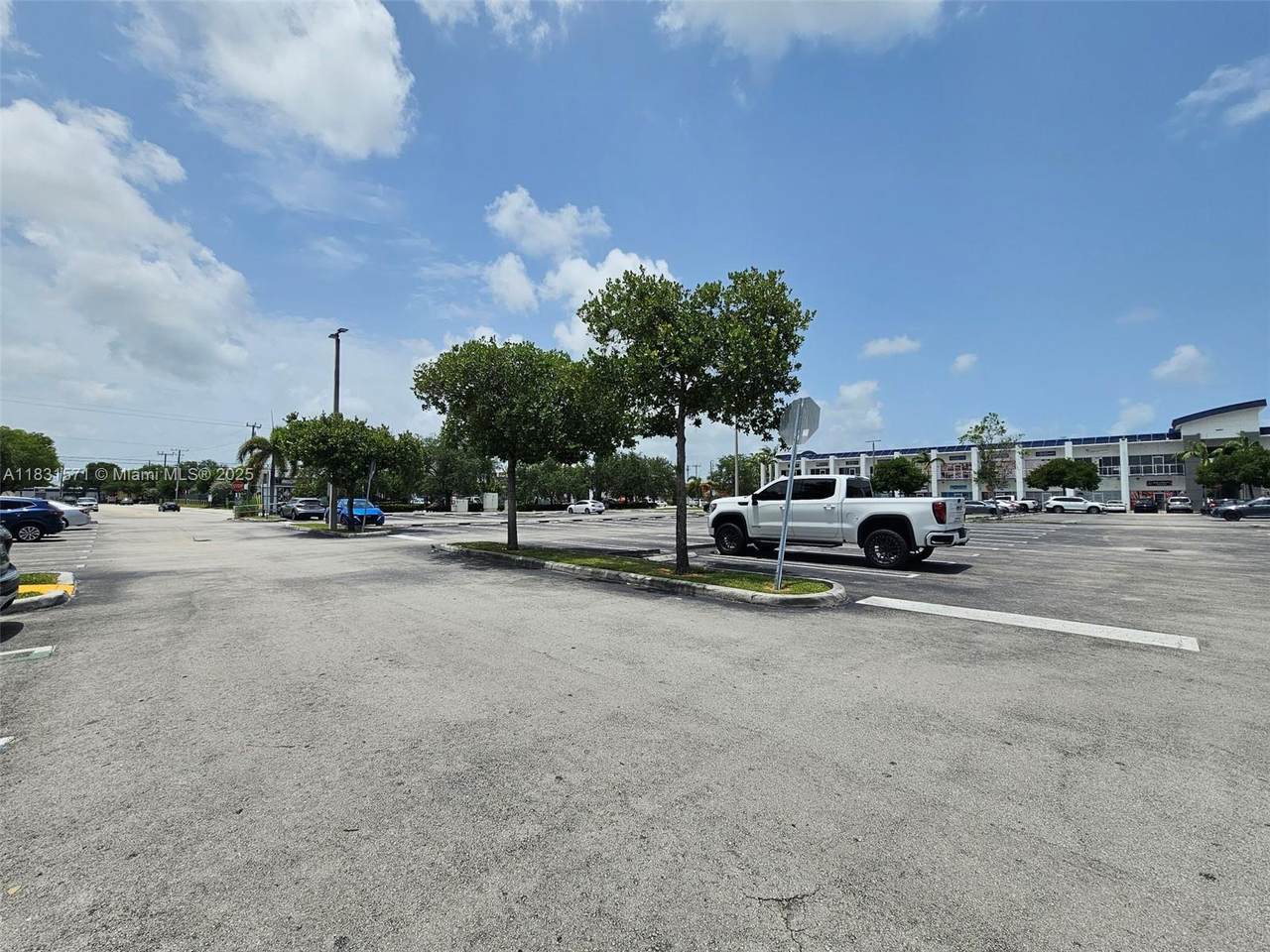https://bt-photos.global.ssl.fastly.net/miami/1280_boomver_1_A11831571-2.jpg