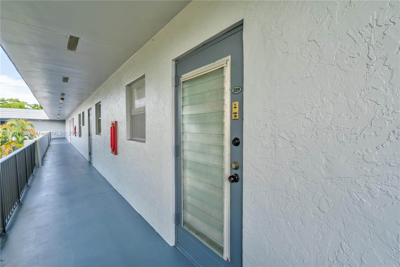 8350 Sands Point Blvd - Photo 1