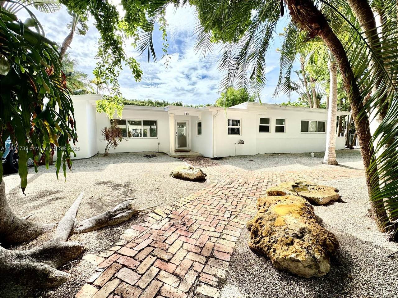 365 Caribbean Rd - Photo 1