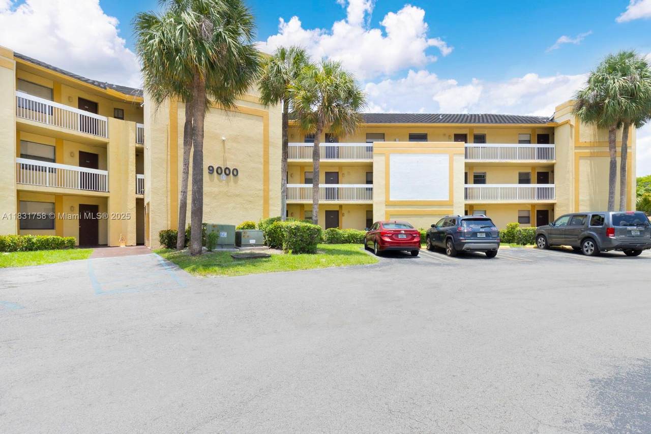 9022 28th Dr - Photo 1