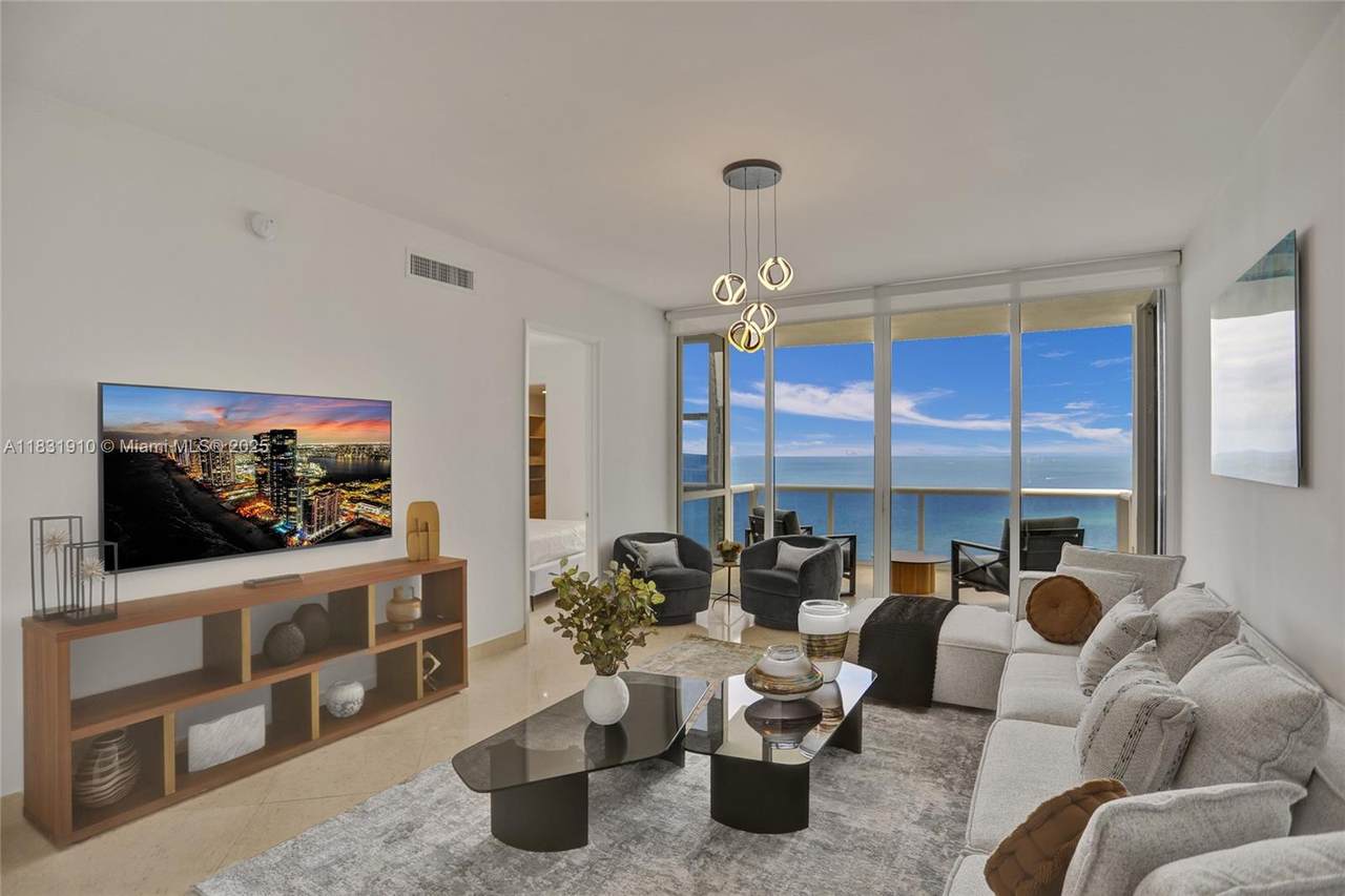 18101 Collins Ave - Photo 1