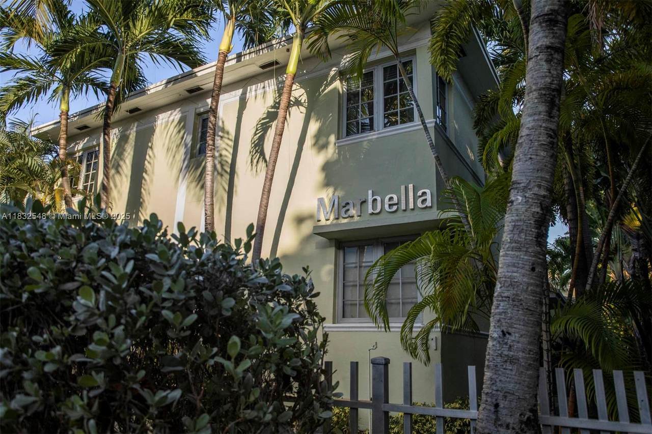 1561 Lenox Ave - Photo 1