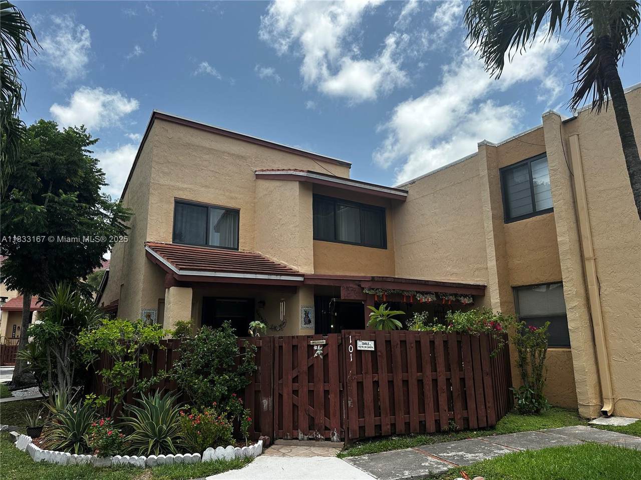 https://bt-photos.global.ssl.fastly.net/miami/1280_boomver_1_A11833167-2.jpg