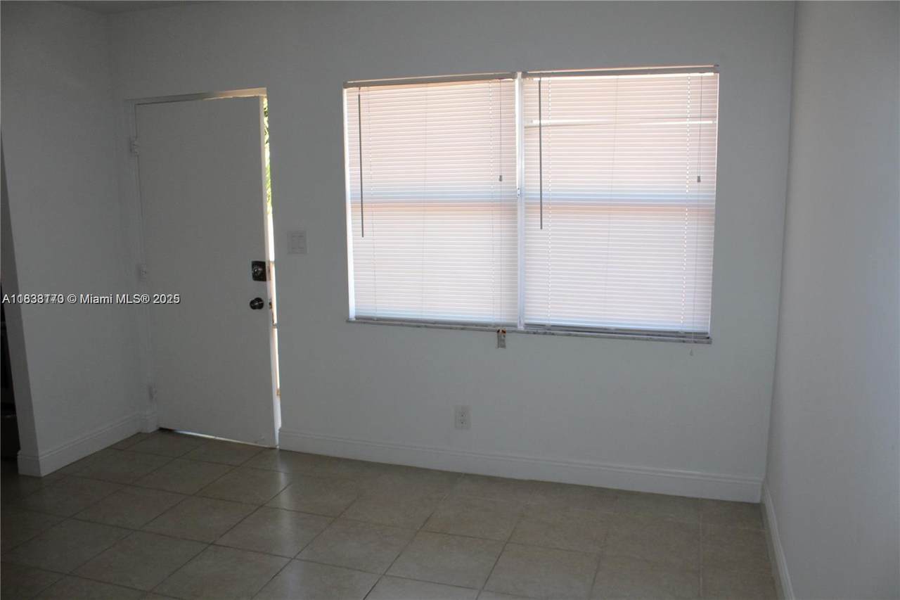 https://bt-photos.global.ssl.fastly.net/miami/1280_boomver_1_A11833170-2.jpg
