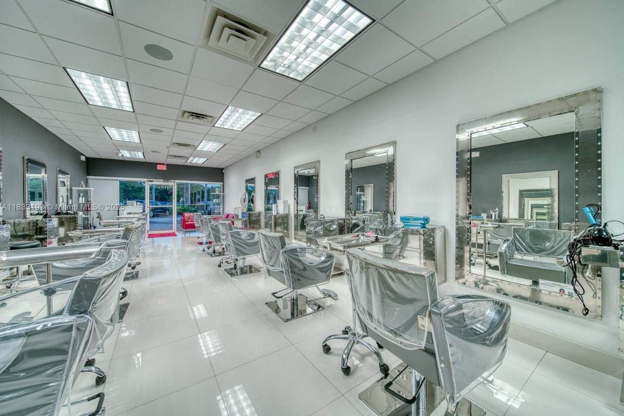 https://bt-photos.global.ssl.fastly.net/miami/1280_boomver_1_A11833193-2.jpg