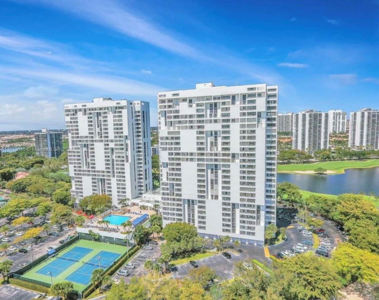 20225 34th Ct - Photo 1