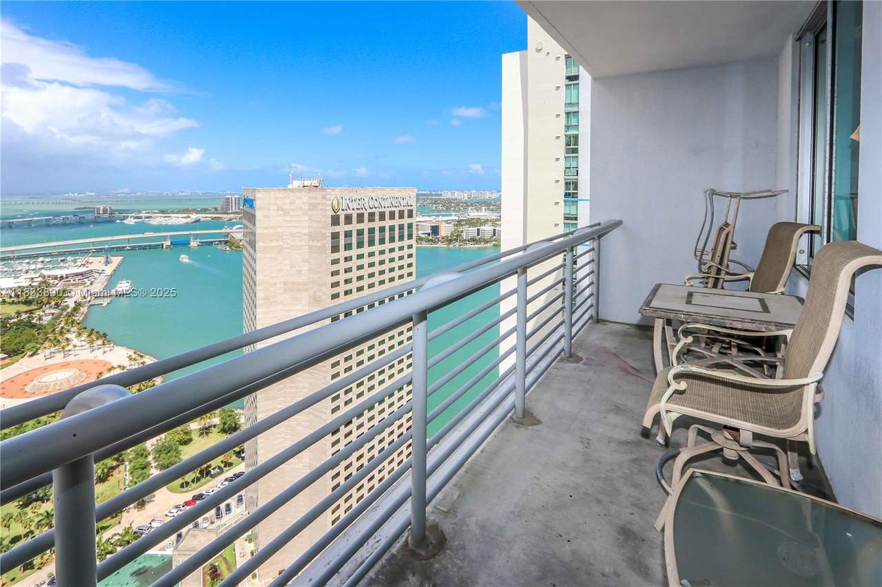 https://bt-photos.global.ssl.fastly.net/miami/1280_boomver_1_A11833890-2.jpg