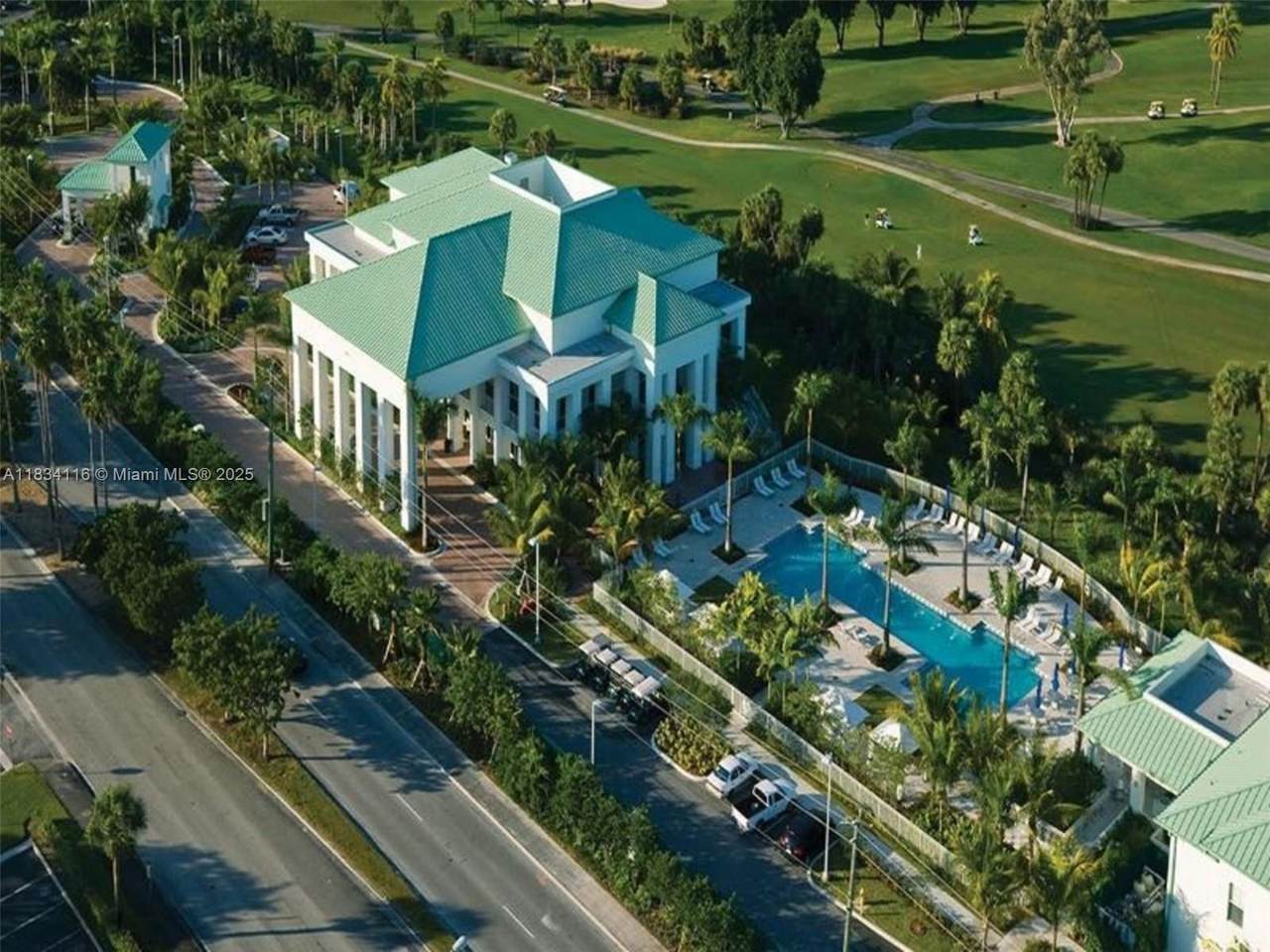 https://bt-photos.global.ssl.fastly.net/miami/1280_boomver_1_A11834116-2.jpg