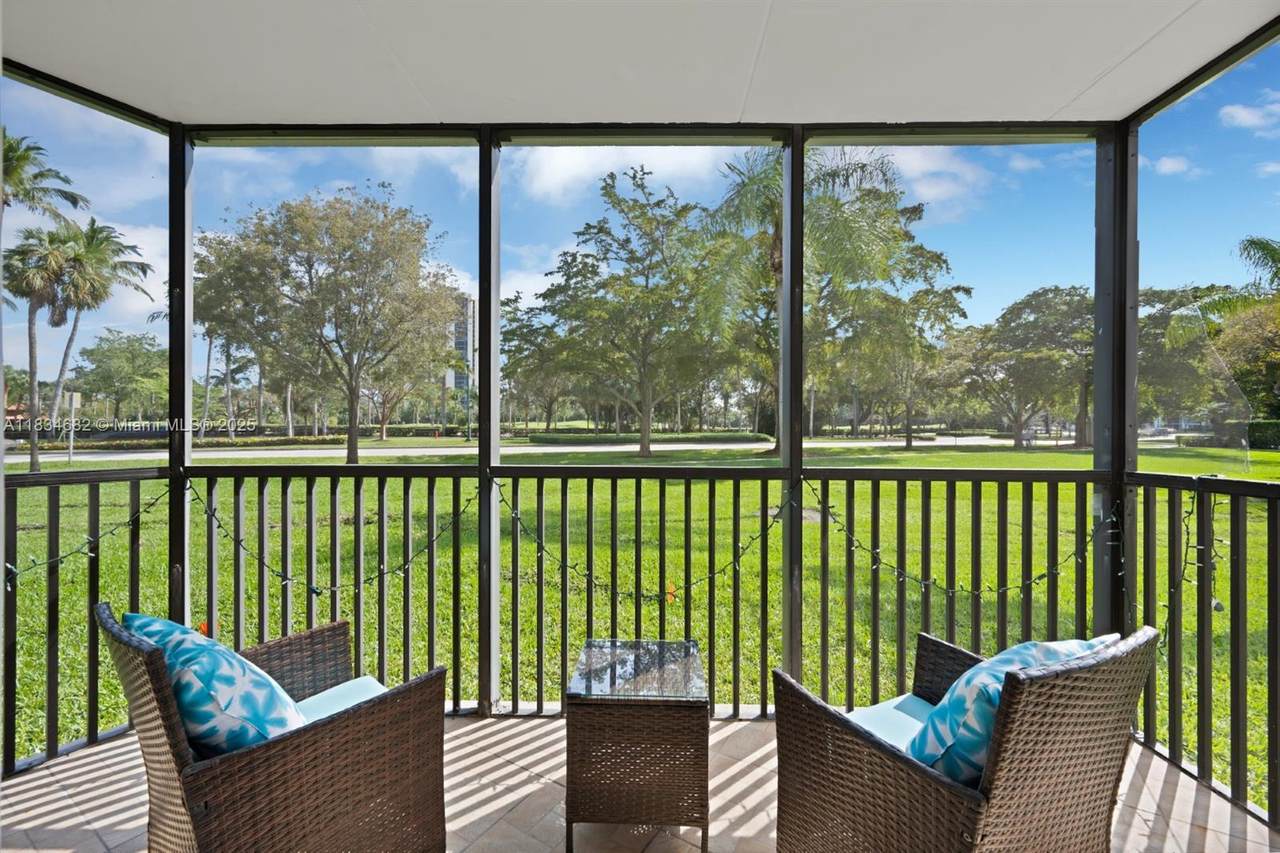 3101 Country Club Dr - Photo 1