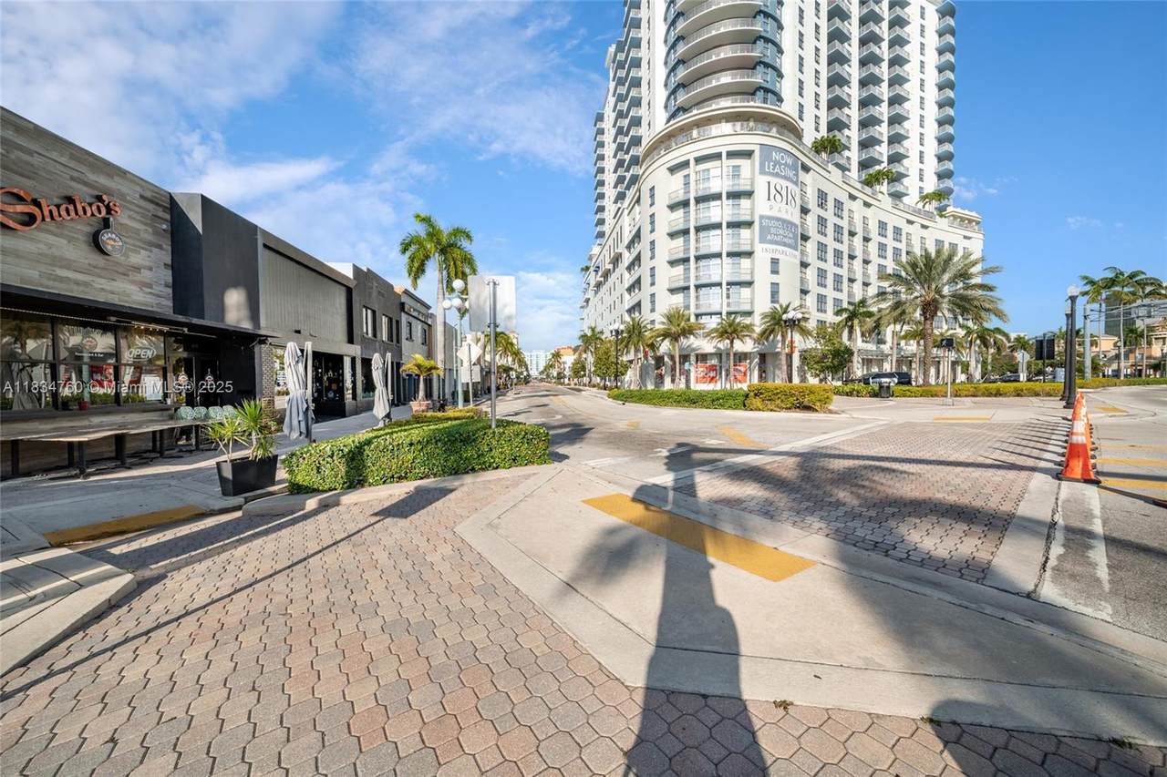 https://bt-photos.global.ssl.fastly.net/miami/1280_boomver_1_A11834760-2.jpg