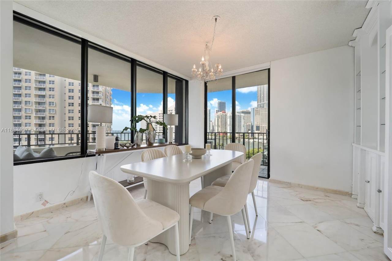 https://bt-photos.global.ssl.fastly.net/miami/1280_boomver_1_A11834997-2.jpg