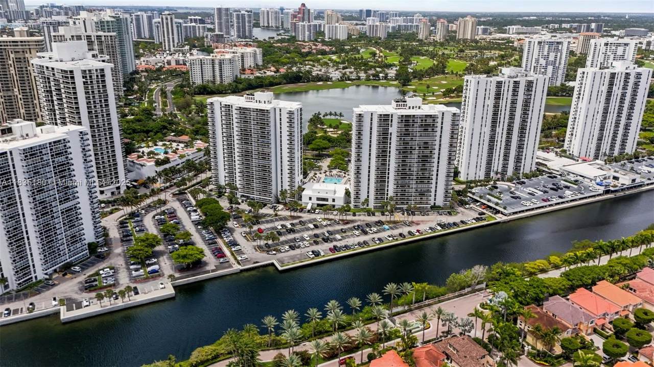 https://bt-photos.global.ssl.fastly.net/miami/1280_boomver_1_A11835180-2.jpg