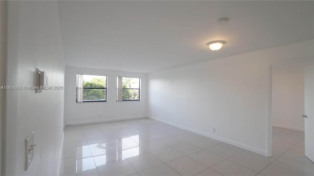 8100 Geneva Ct - Photo 1