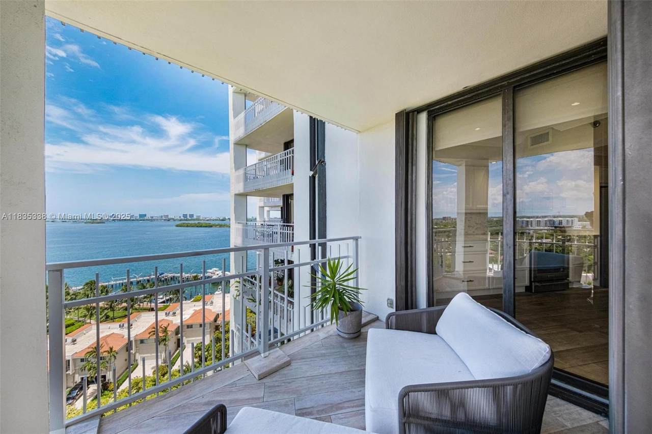 https://bt-photos.global.ssl.fastly.net/miami/1280_boomver_1_A11835338-2.jpg