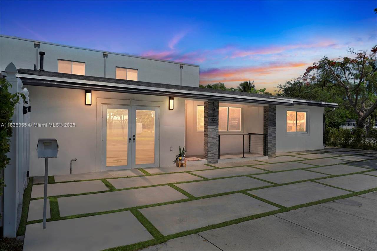 1020 4th Ave - Photo 1