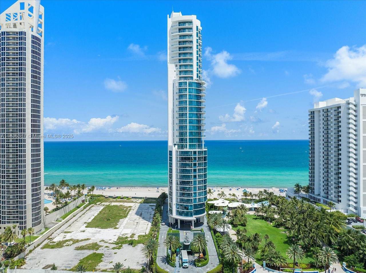 https://bt-photos.global.ssl.fastly.net/miami/1280_boomver_1_A11835367-2.jpg