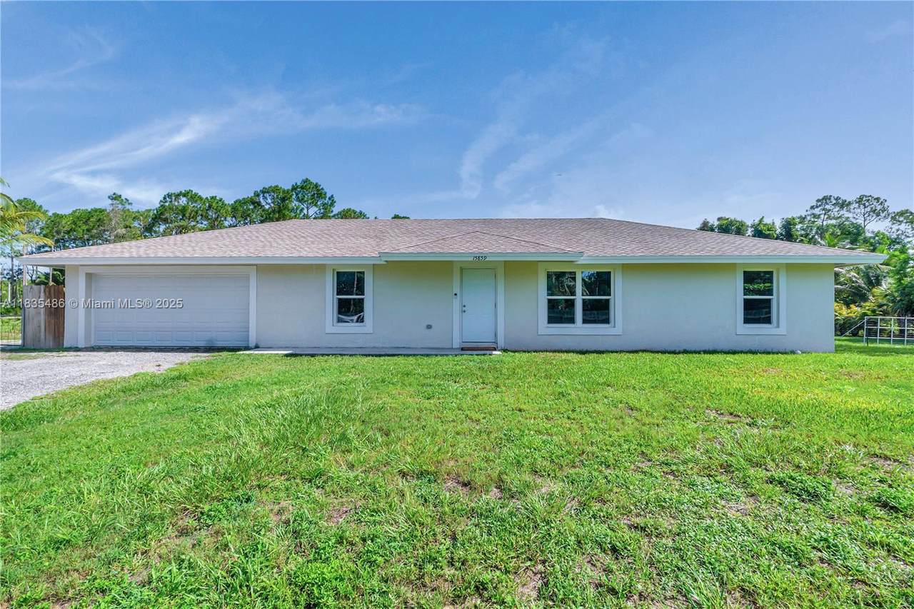 15859 68th Ct N - Photo 1