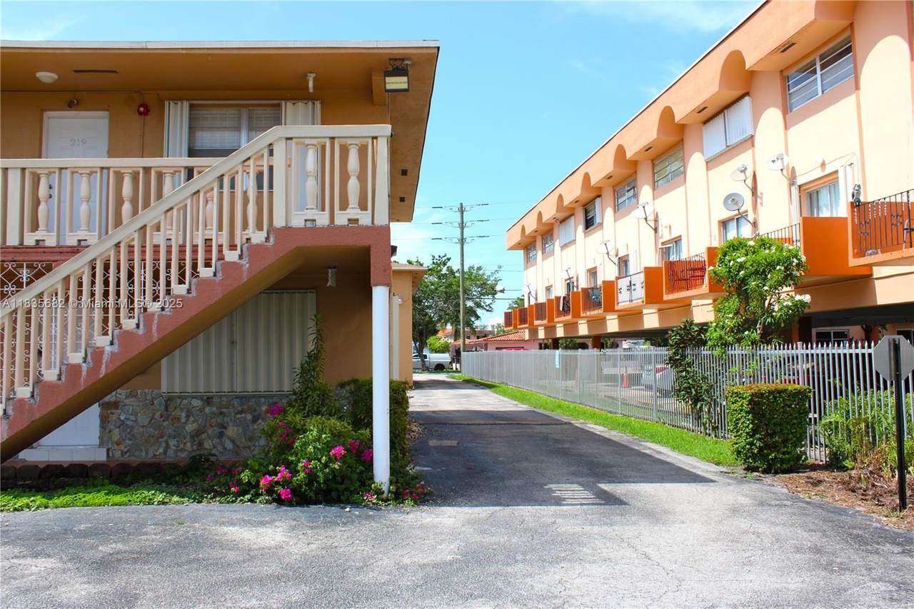 https://bt-photos.global.ssl.fastly.net/miami/1280_boomver_1_A11835682-2.jpg