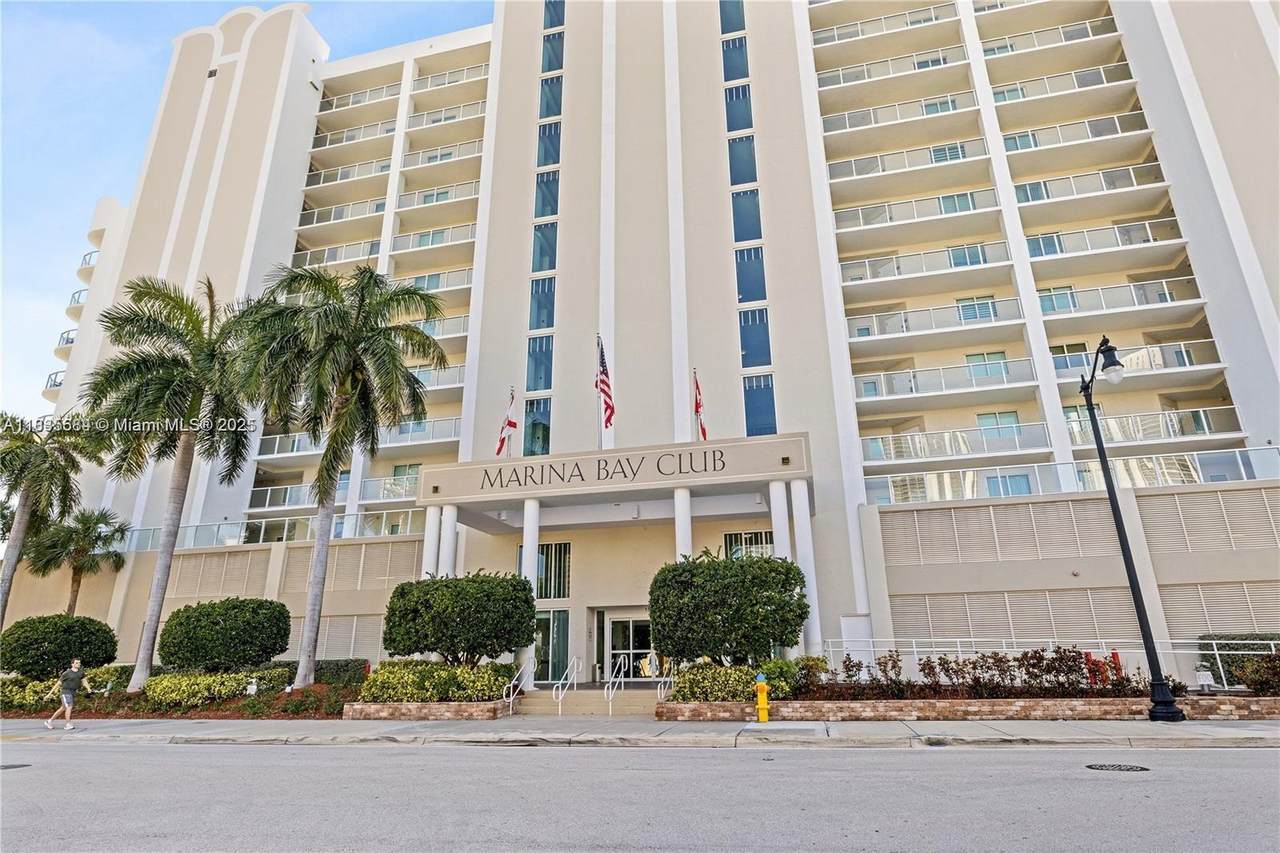 18100 Bay Rd - Photo 1