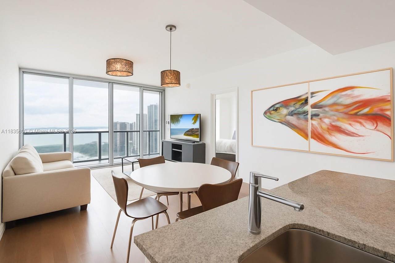 888 Biscayne Blvd - Photo 1