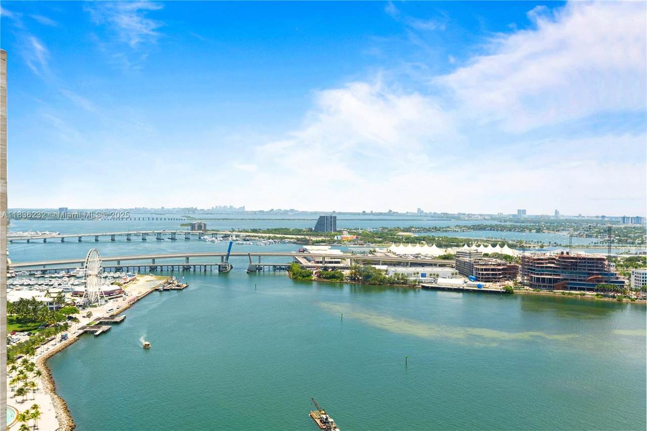 335 Biscayne Blvd - Photo 1