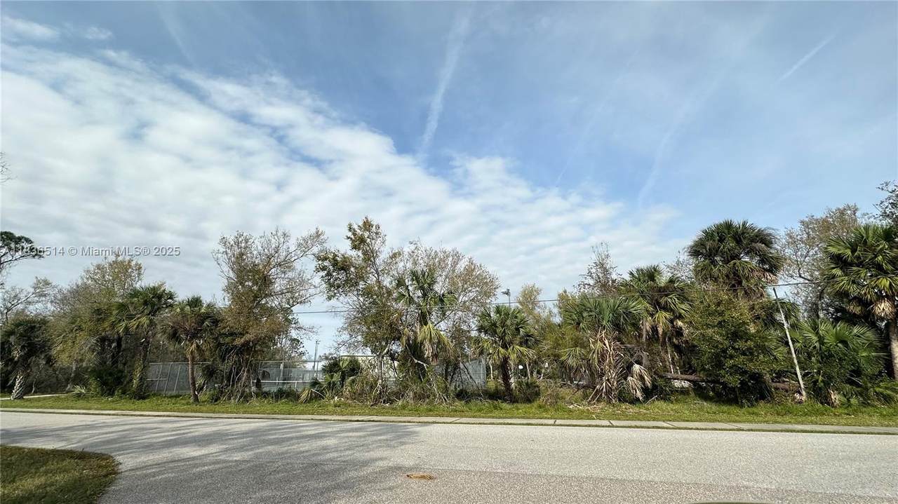 12501 Harlow Avenue - Photo 1