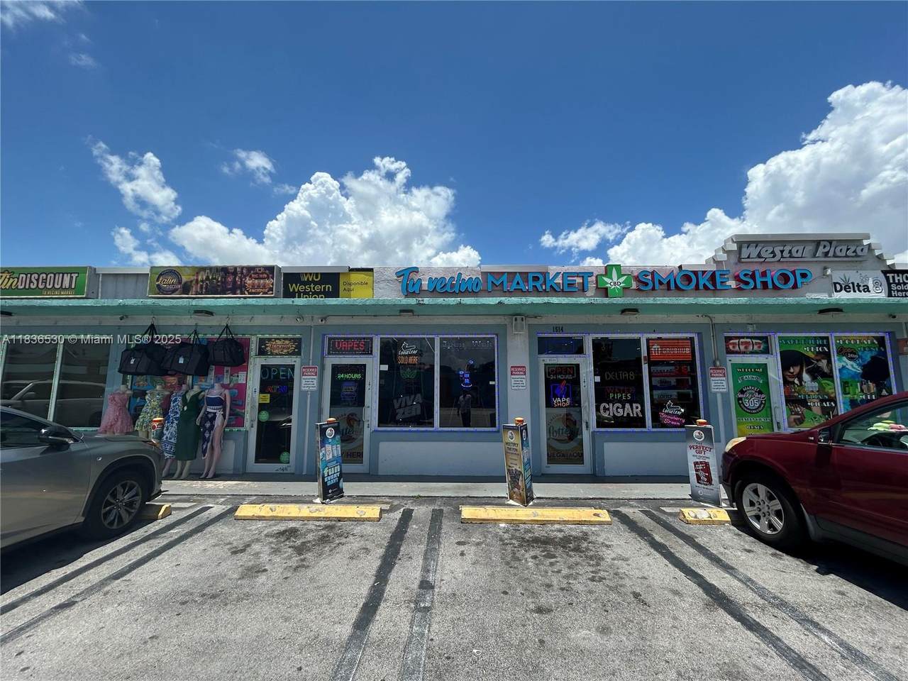 Convenience Store 4 AVE - Photo 1