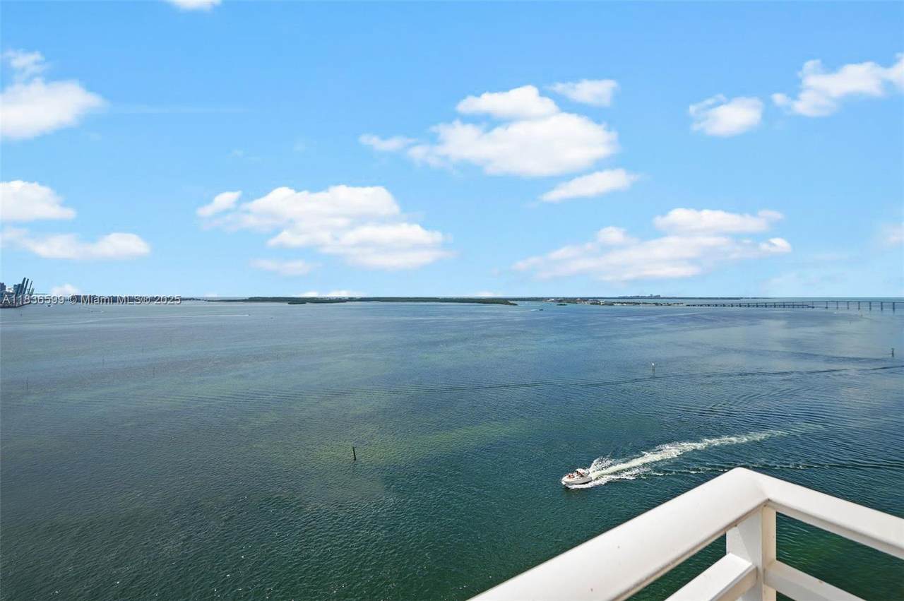 770 Claughton Island Dr - Photo 1