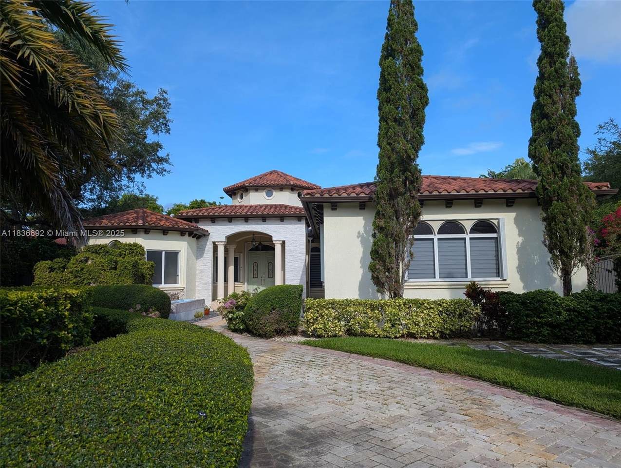 https://bt-photos.global.ssl.fastly.net/miami/1280_boomver_1_A11836692-2.jpg