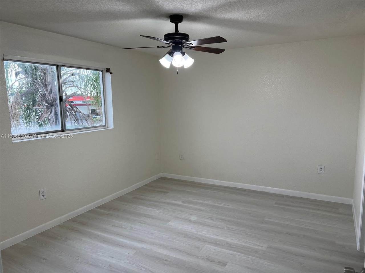 https://bt-photos.global.ssl.fastly.net/miami/1280_boomver_1_A11836860-2.jpg