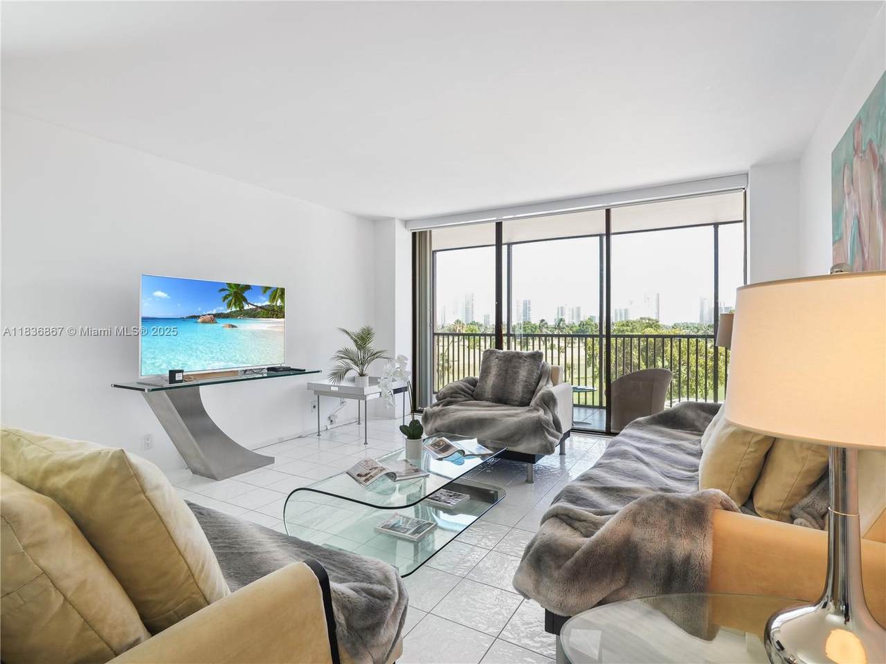 20379 Country Club Dr - Photo 1