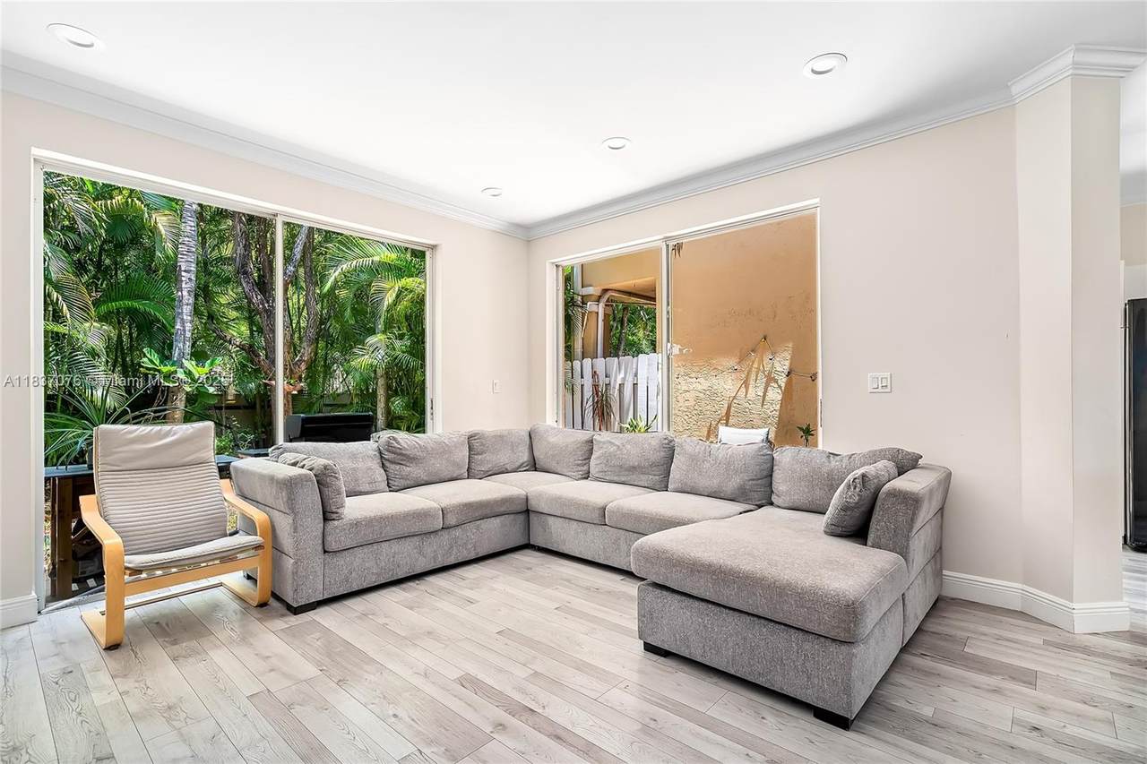 21024 34th Ct - Photo 1