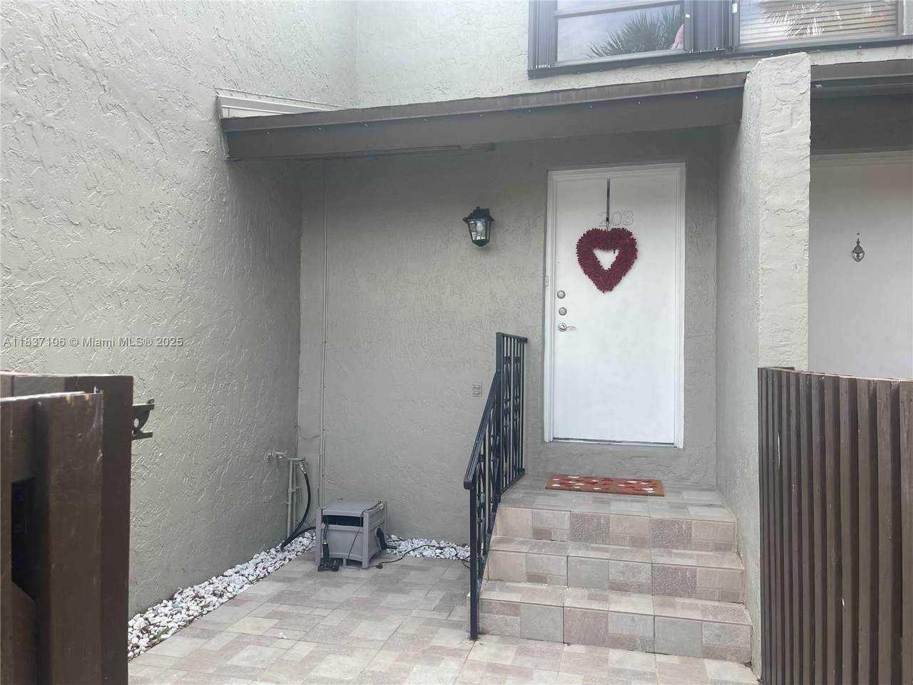 10020 9th St Cir - Photo 1