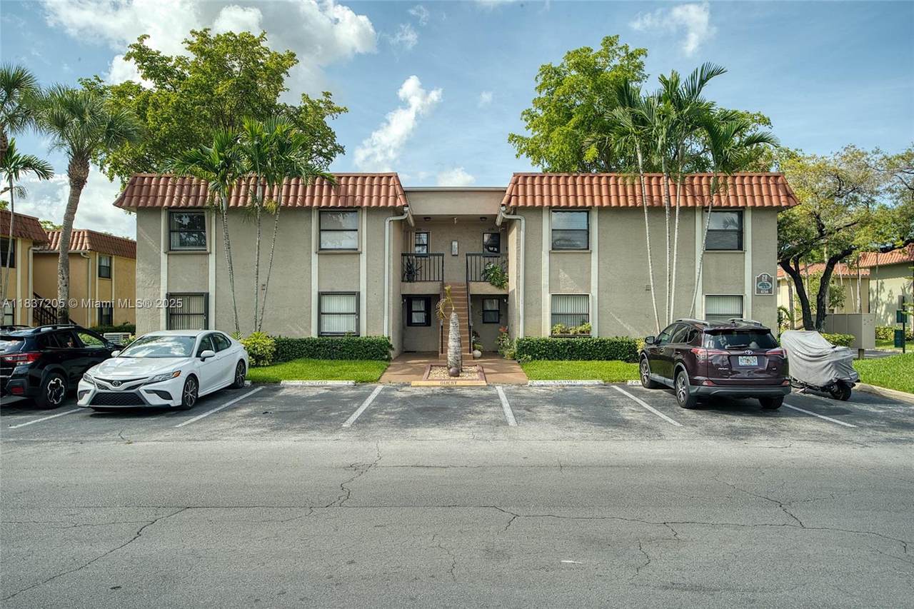 9730 Hammocks Blvd - Photo 1