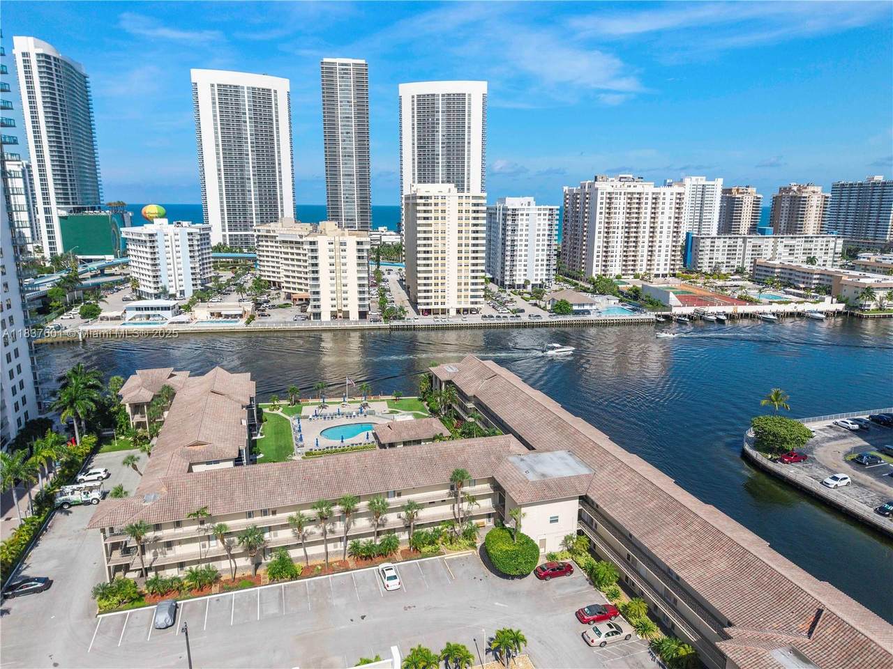 https://bt-photos.global.ssl.fastly.net/miami/1280_boomver_1_A11837601-2.jpg