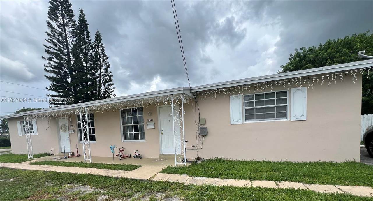 200 11th St - Photo 1