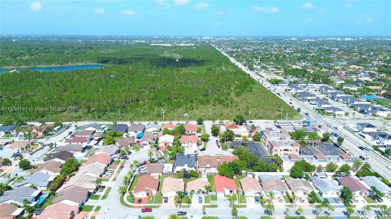 https://bt-photos.global.ssl.fastly.net/miami/1280_boomver_1_A11838191-2.jpg