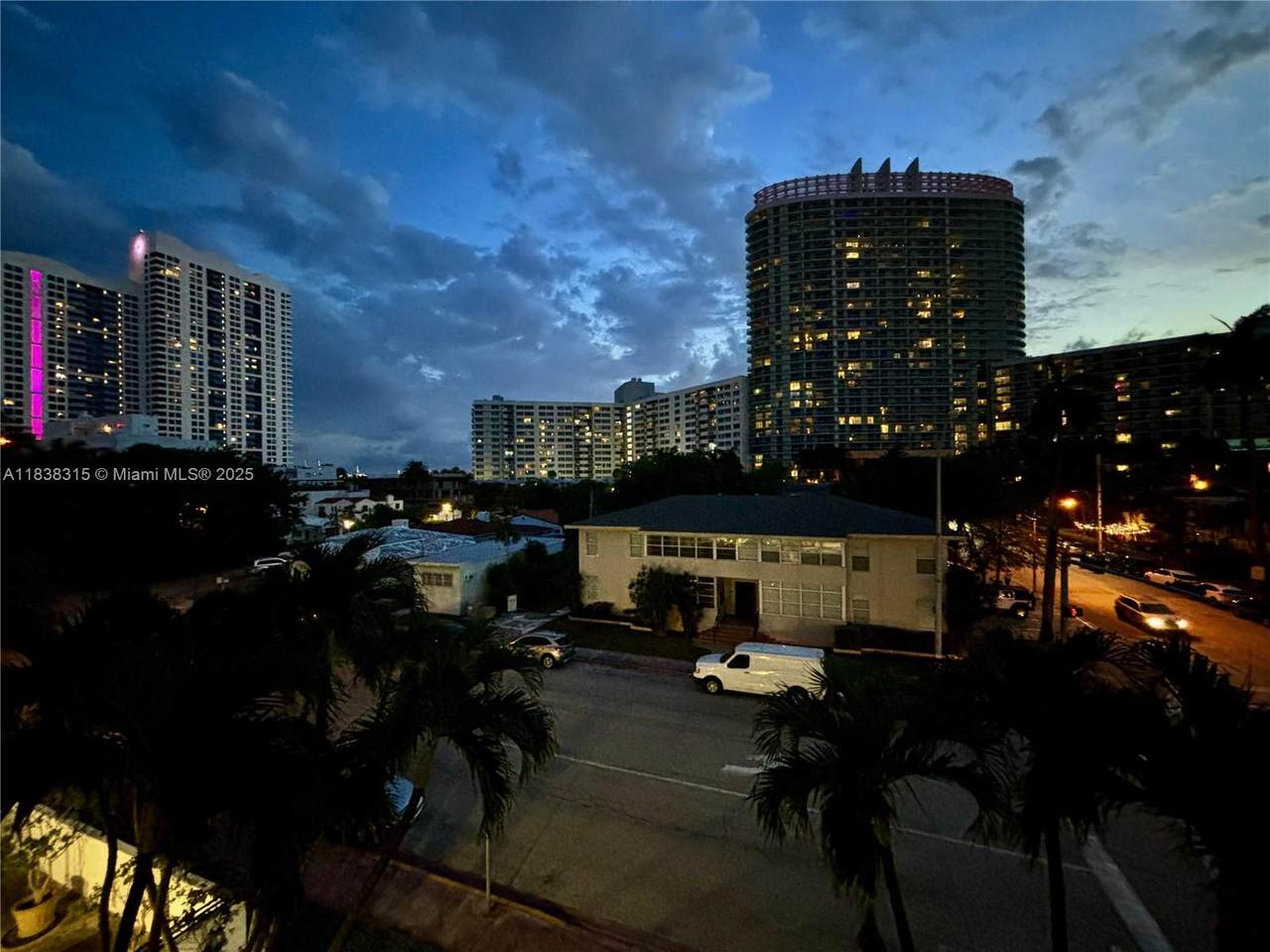 https://bt-photos.global.ssl.fastly.net/miami/1280_boomver_1_A11838315-2.jpg