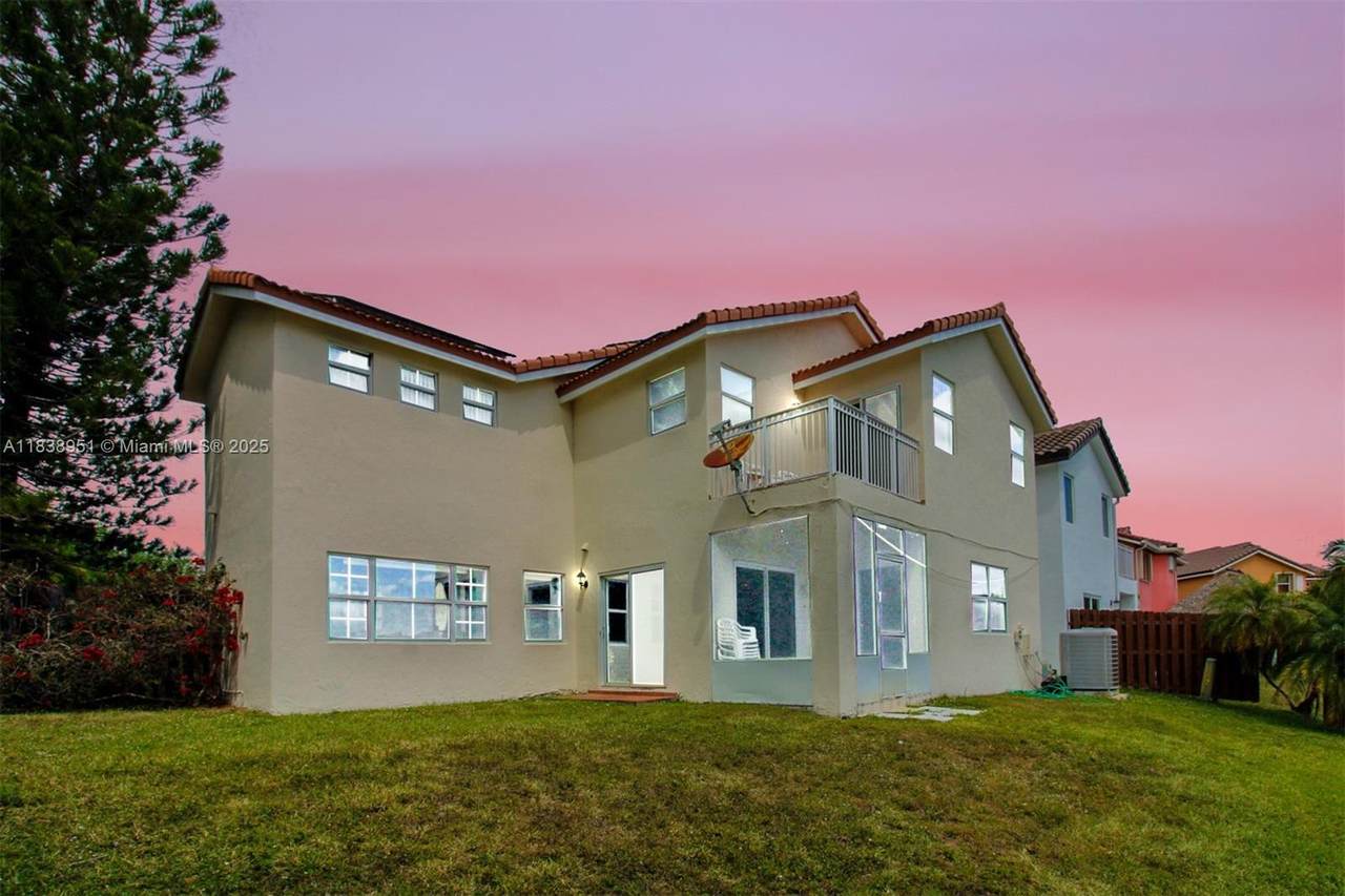15490 47th St - Photo 1