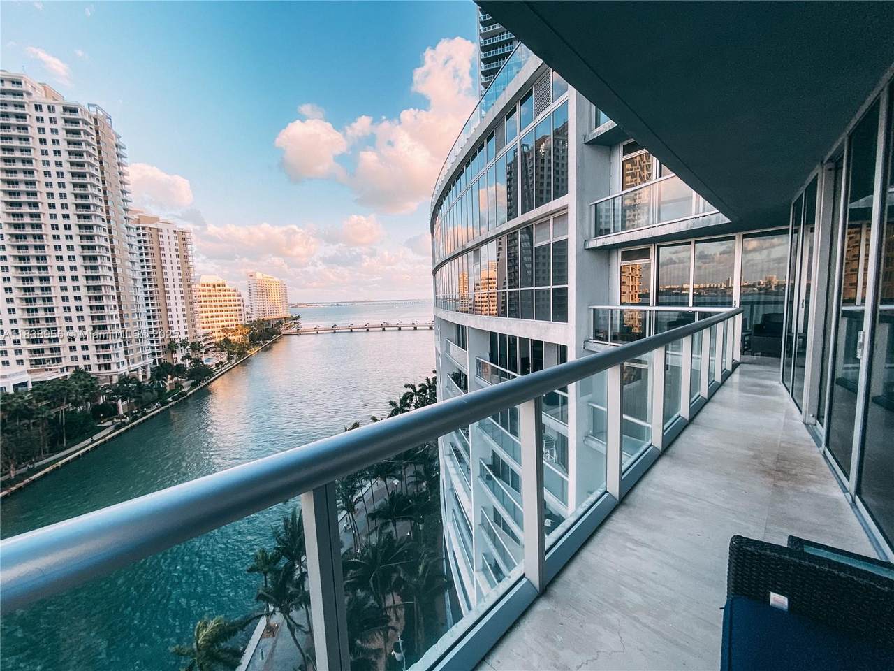 https://bt-photos.global.ssl.fastly.net/miami/1280_boomver_1_A11838956-2.jpg
