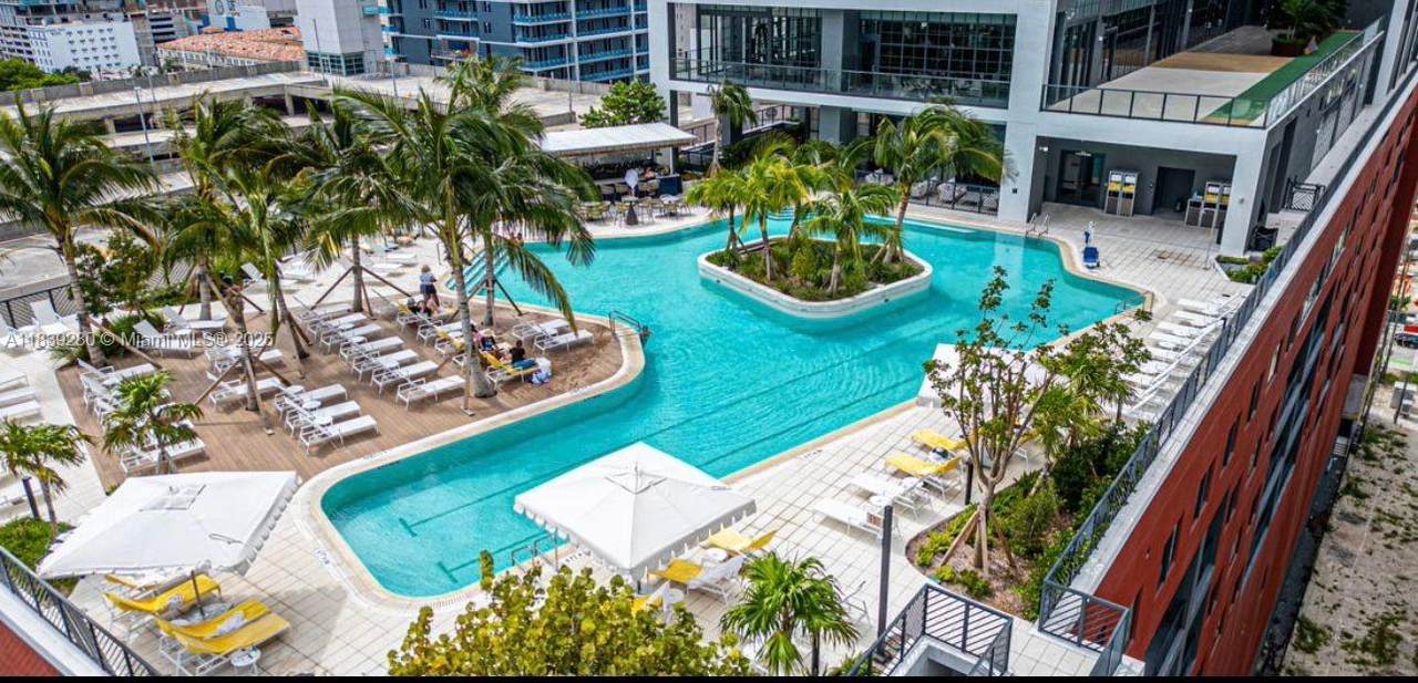 https://bt-photos.global.ssl.fastly.net/miami/1280_boomver_1_A11839280-2.jpg